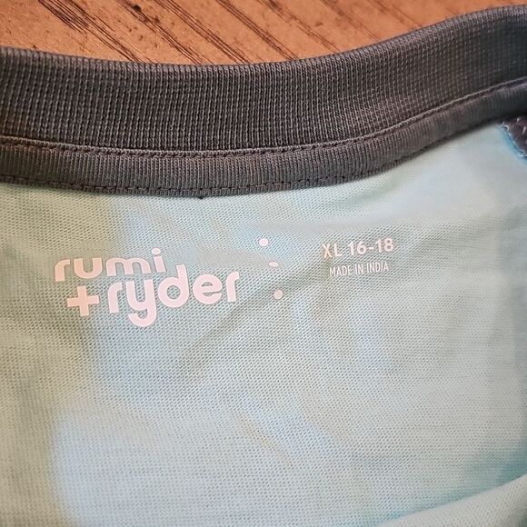 Two-Tone Raglan Sleeve T-Shirt Size XL Boys NWT - Picture 2 of 9